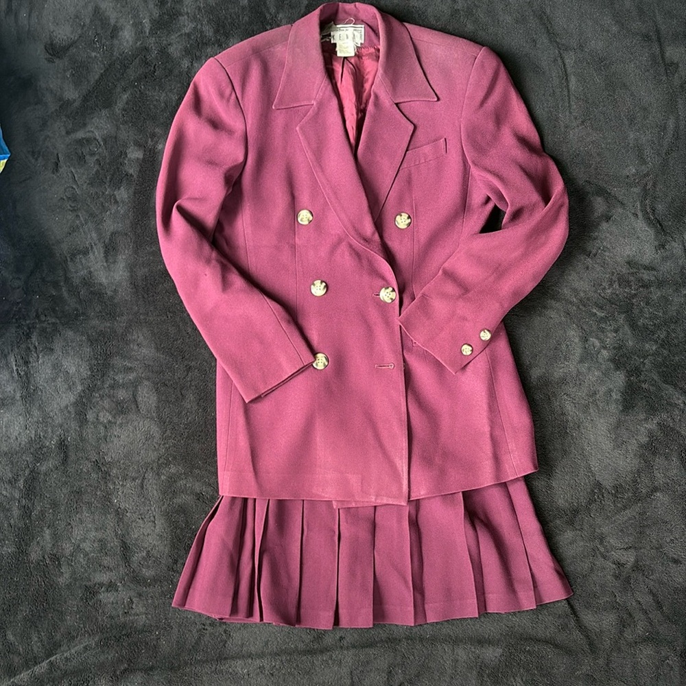 KENAR vintage burgundy skirt suit